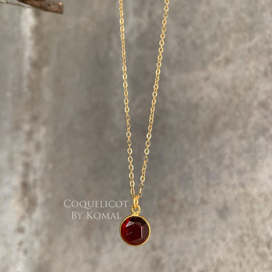 Garnet Necklace (Round) - Gold - 8mm